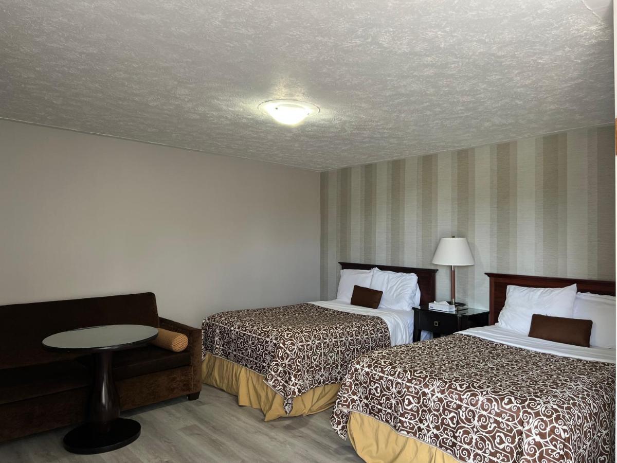 Wiarton Willys Inn Ngoại thất bức ảnh